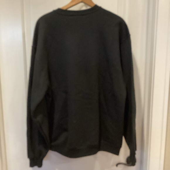 Mens plain black sweatshirt. NWT - Picture 4 of 7